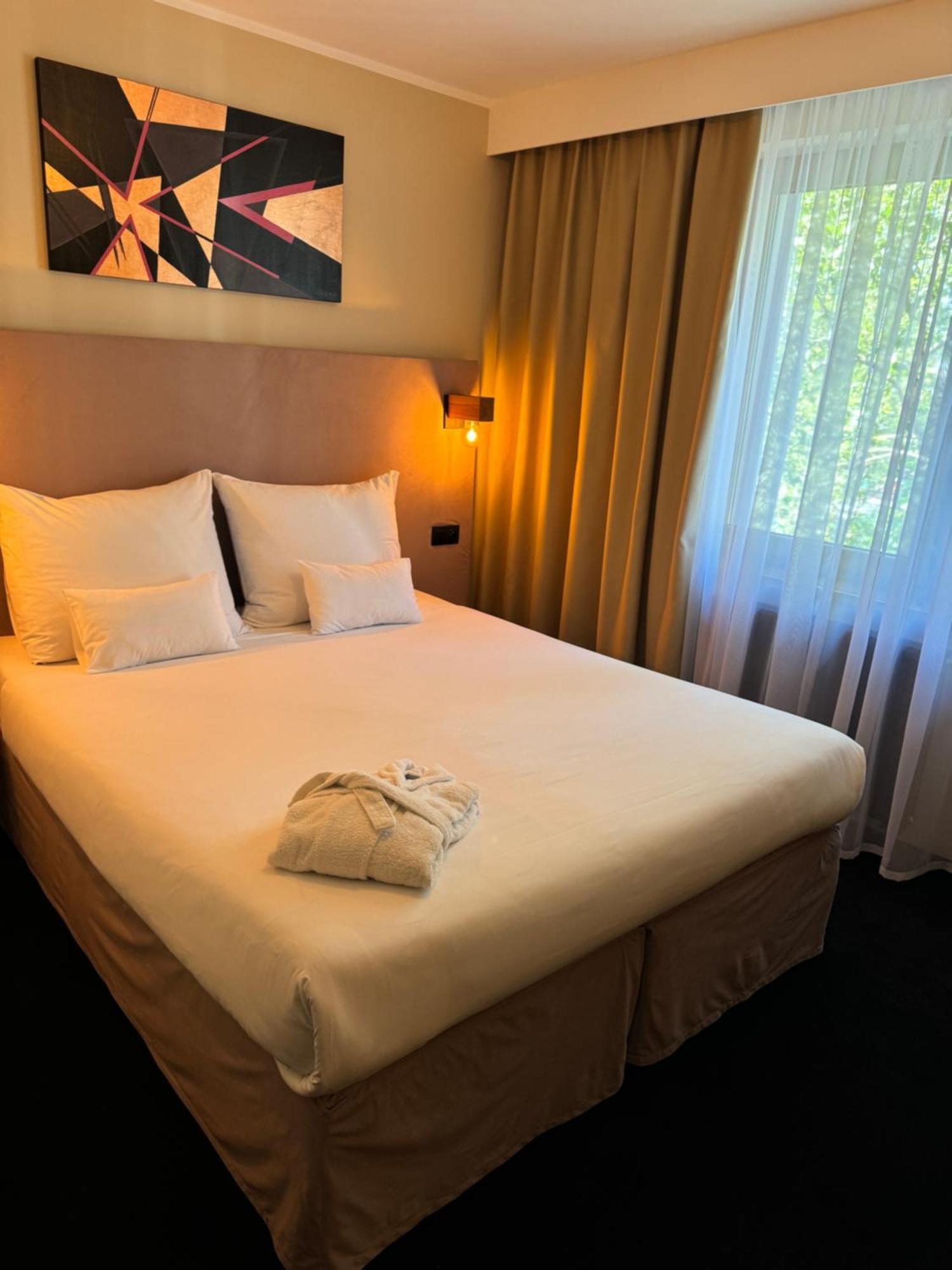 Amber Blue Wellness & Spa (Adults Only) Карвиа Екстериор снимка