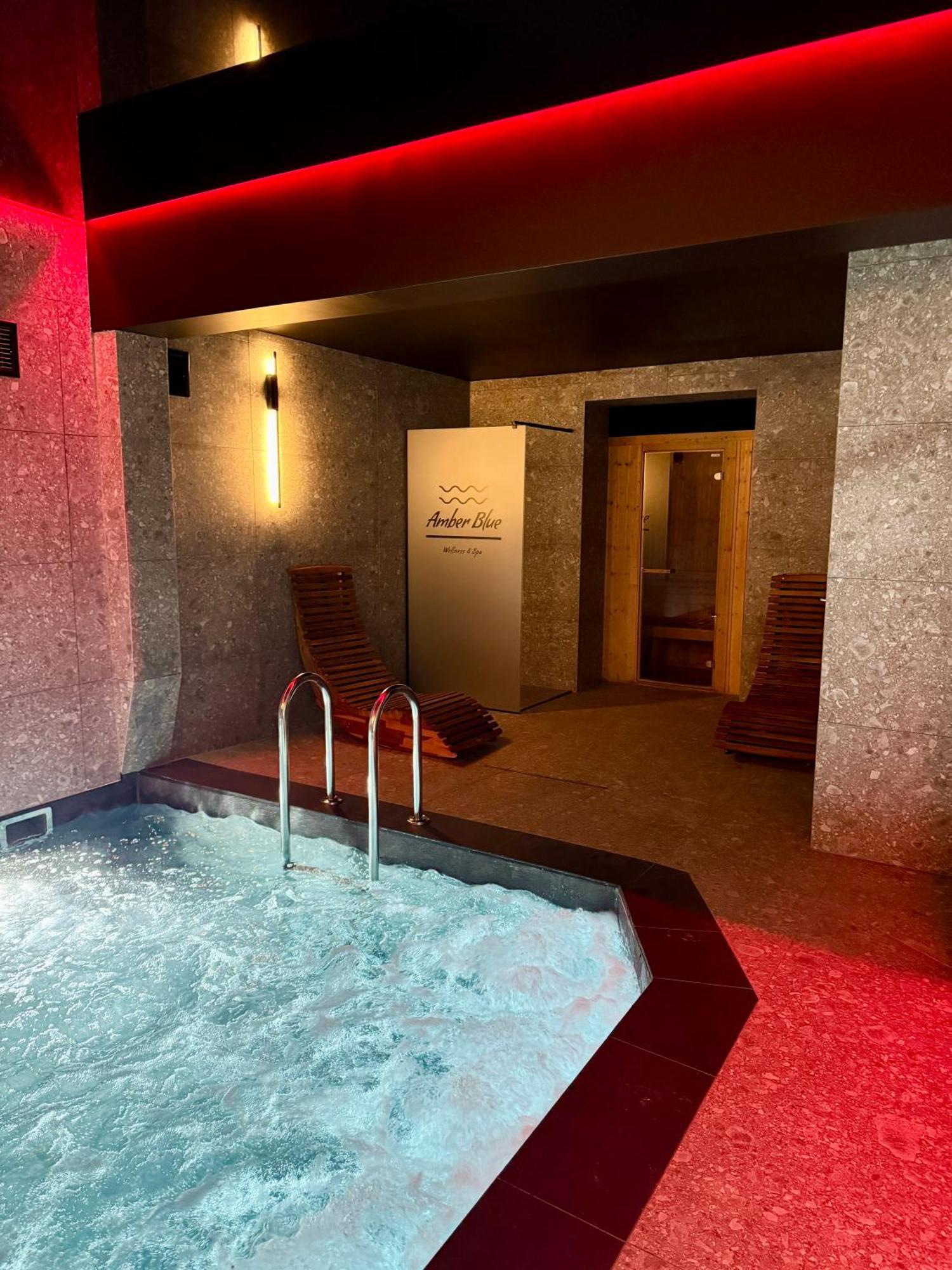 Amber Blue Wellness & Spa (Adults Only) Карвиа Екстериор снимка