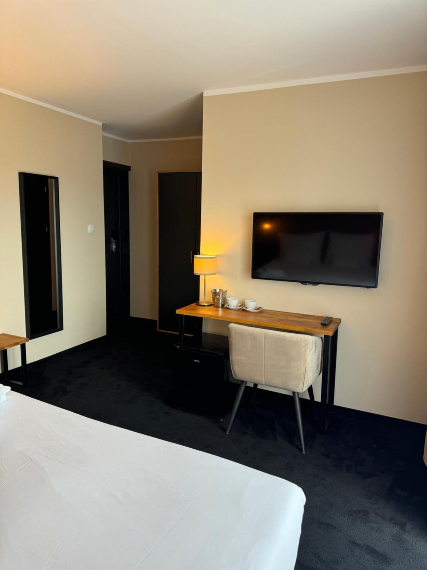 Amber Blue Wellness & Spa (Adults Only) Карвиа Екстериор снимка