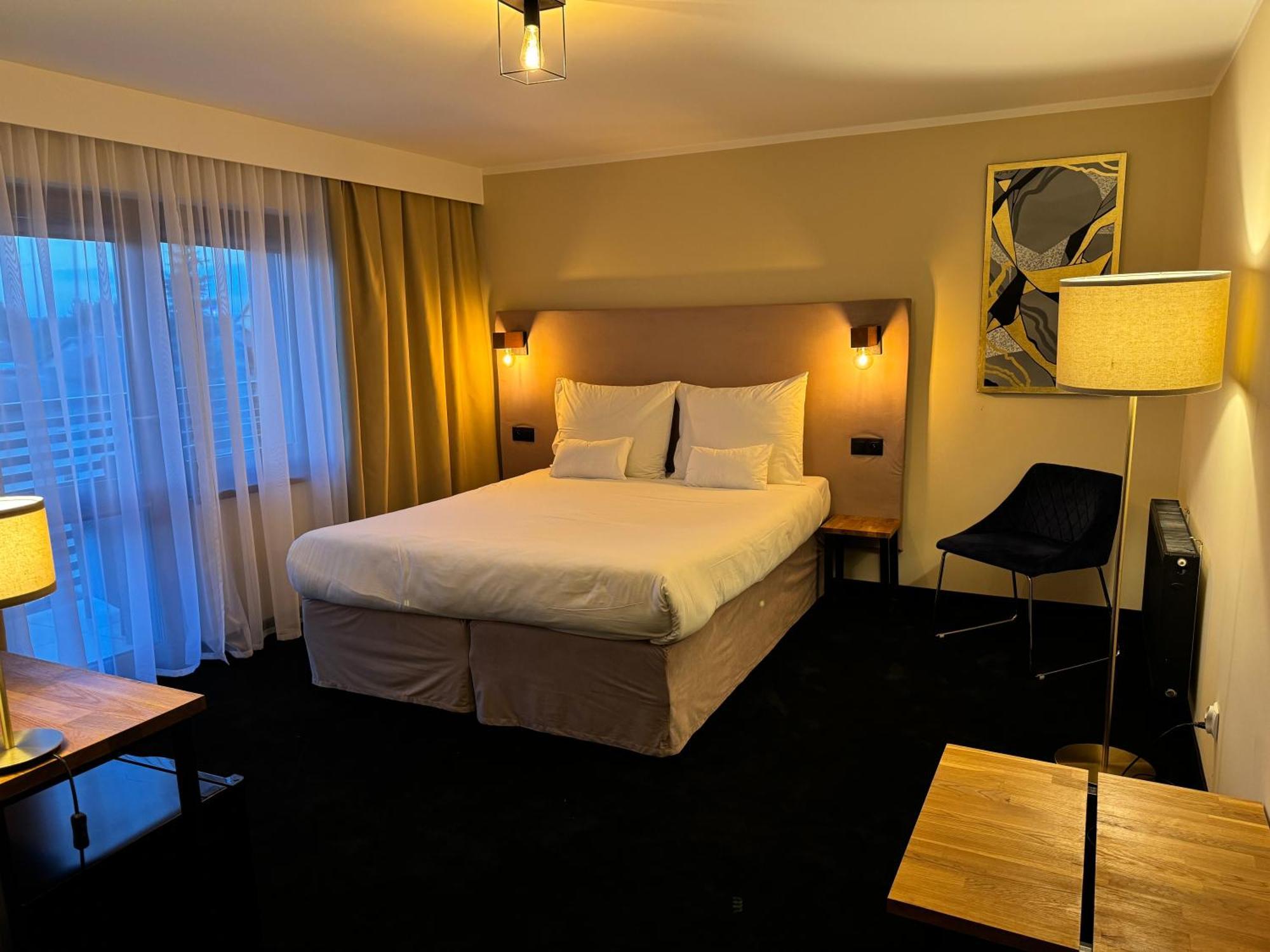 Amber Blue Wellness & Spa (Adults Only) Карвиа Екстериор снимка